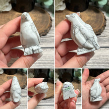 Load image into Gallery viewer, Howlite Penguin
