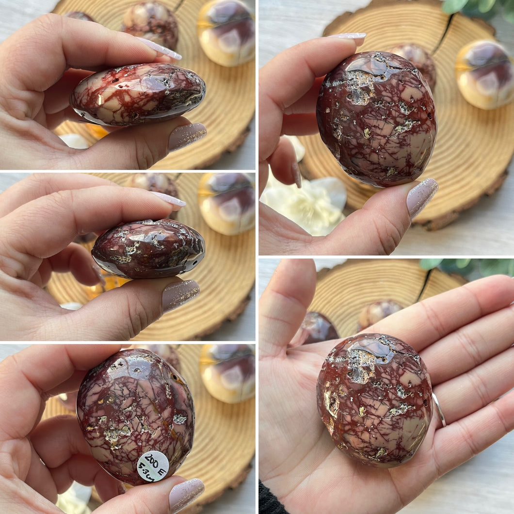 Mookaite Palmstone