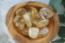 Load image into Gallery viewer, Light (Heated) Citrine Chips (50g)
