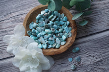 Load image into Gallery viewer, Larimar Chips (50g)
