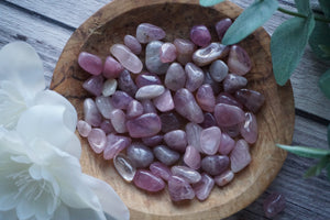 Lavender Rose Quartz Chips (50g)