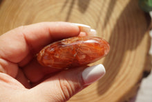 Load image into Gallery viewer, Fire Quartz Palmstone D
