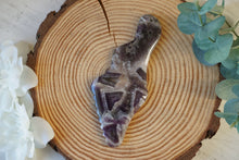 Load image into Gallery viewer, Chevron Amethyst Wing Comb GuaSha

