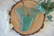 Load image into Gallery viewer, Green Aventurine Dolphin Comb GuaSha
