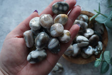 Load image into Gallery viewer, Bubble Ocean Jasper Tumble
