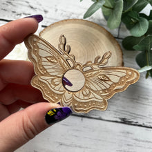 Load image into Gallery viewer, Etched butterfly Sphere Holder
