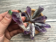 Load image into Gallery viewer, Bahia Amethyst Elestial Points
