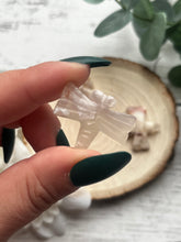 Load image into Gallery viewer, Mini Flower Agate Dragonfly
