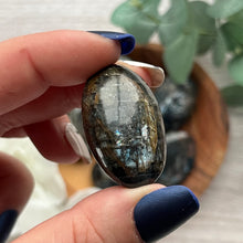 Load image into Gallery viewer, Small AA Blue Kyanite Palmstone
