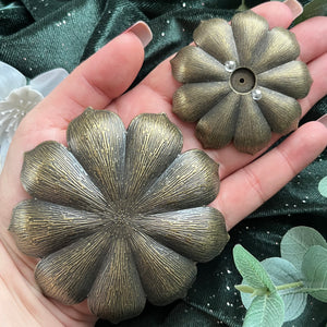 Two-Piece Lotus Incense Holder
