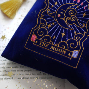 'The Moon' Deck Pouch - The Quirky Cup Collective